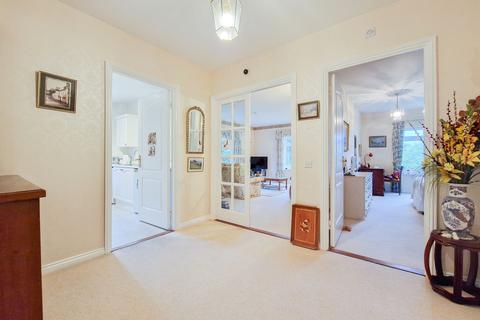 2 bedroom apartment for sale, 29 Oaklands Manor, St Saviour