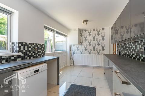 3 bedroom end of terrace house for sale, Vicarage Close, Lytham St Annes, Lancashire