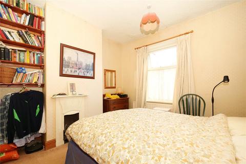 2 bedroom end of terrace house for sale, Oakroyd Terrace, Shipley BD17