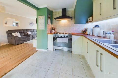 2 bedroom terraced house for sale, Redford Close, Langney