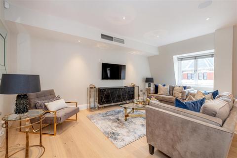 3 bedroom penthouse to rent, Bell Yard, Covent Garden, WC2A