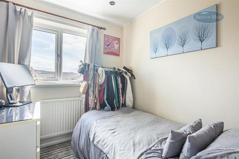 3 Helliwell Lane, Deepcar, Sheffield, S36 2NH