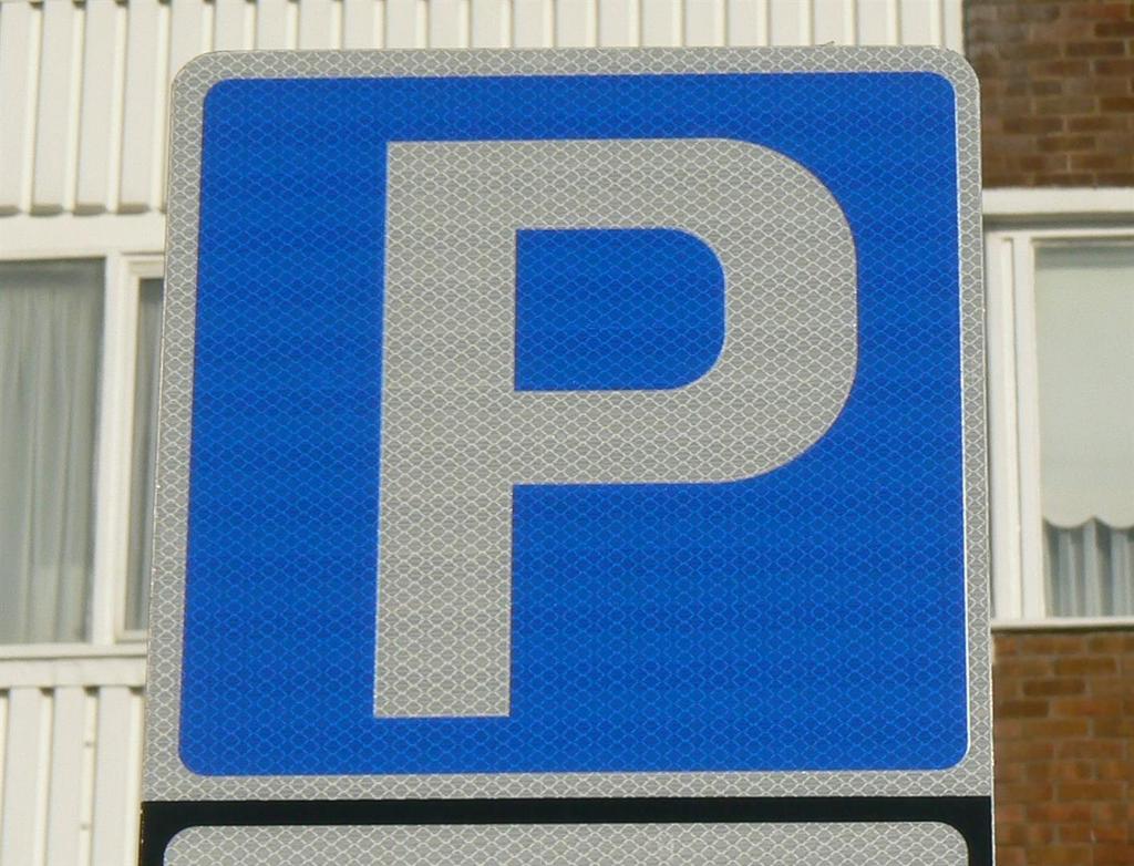 Parking sign.jpg