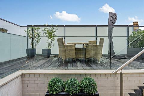 2 bedroom penthouse to rent, Duke Street, Mayfair, London, W1K