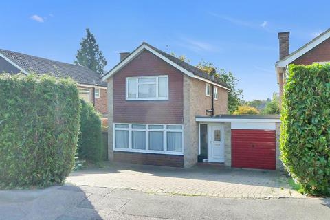 3 bedroom detached house for sale, Churchill Crescent, Sonning Common Reading RG4