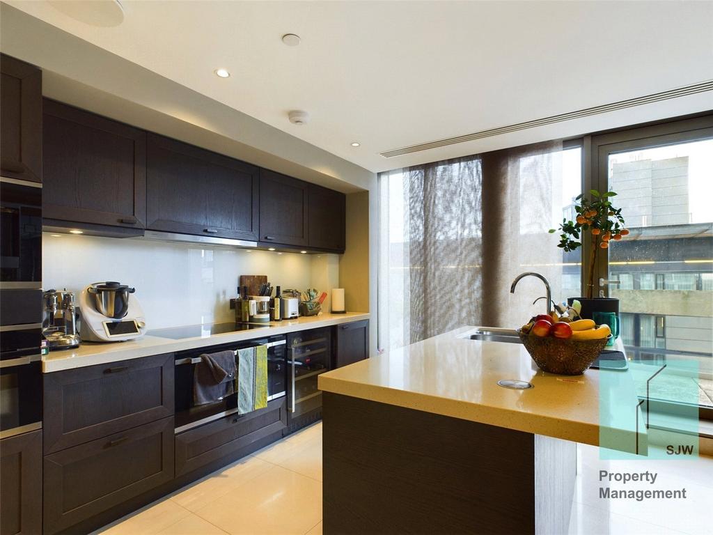 John Islip Street, London, SW1P 3 bed apartment to rent £18,001 pcm