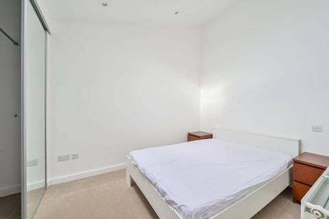 2 bedroom flat to rent, Earlsfield Road, Earlsfield, London, SW18