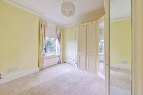 3 bedroom flat to rent, Wimbledon Park Road, Southfields, London, SW18