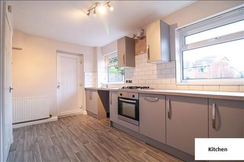 2 bedroom semi-detached house to rent, Barnfield Drive, Manchester M28