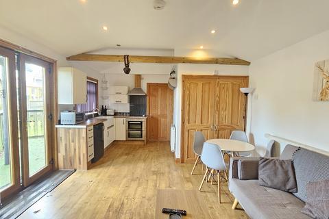 1 bedroom lodge to rent, Kingskerswell TQ12