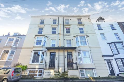 1 bedroom flat to rent, Walmer Castle Road, Deal CT14