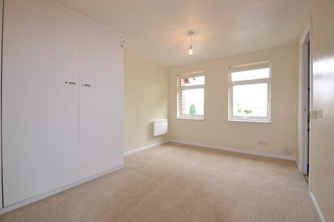 Studio to rent, Milton, Sittingbourne ME10