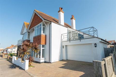 4 bedroom semi-detached house for sale, Western Esplanade, Herne Bay