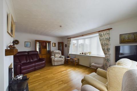 2 bedroom detached bungalow for sale, Miles Hawk Close, Sutton on Sea LN12