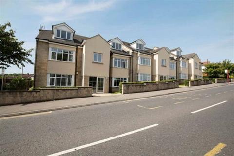 2 bedroom apartment to rent, Oaklands House, Rodley