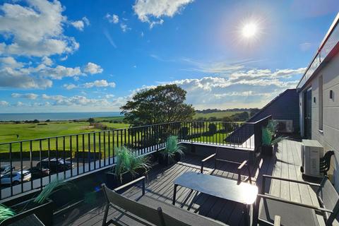 3 bedroom penthouse for sale, Convent Road, Broadstairs CT10