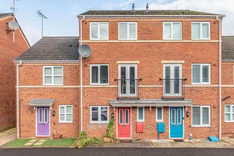 4 bedroom terraced house for sale, Gloucester Close, Enfield, Redditch, Worcestershire, B97