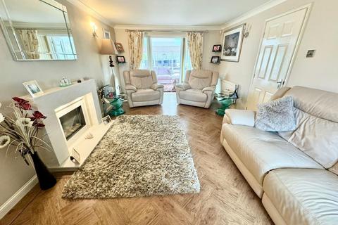 4 bedroom detached house for sale, Sadler Drive, Marton-In-Cleveland, Middlesbrough