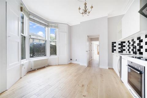 1 bedroom flat for sale, Upper Tollington Park, London N4