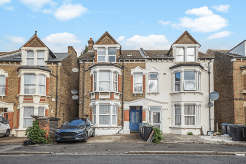 2 bedroom apartment to rent, Cameron Road, Croydon, CR0