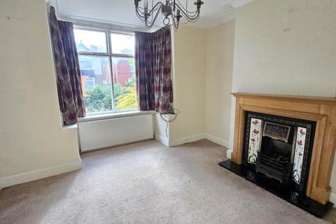 3 bedroom detached house for sale, Heaton Avenue, Dewsbury