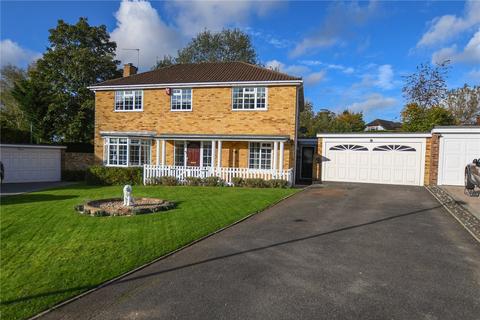 4 bedroom detached house for sale, Martins Drive, Berkshire RG41