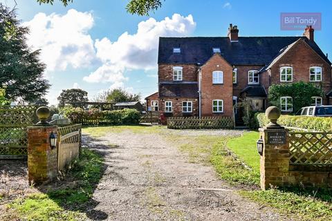 4 bedroom semi-detached house for sale, Longdon Green, Rugeley, WS15