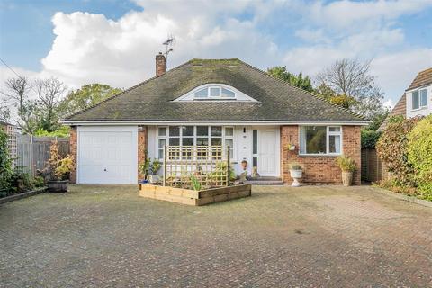 3 bedroom detached bungalow for sale, Church Road, Hayling Island PO11