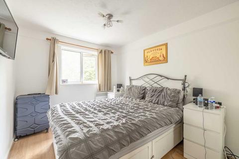 1 bedroom flat for sale, Lowdell Close, West Drayton UB7