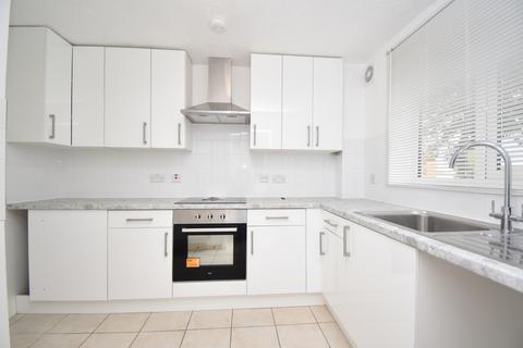 2 bedroom end of terrace house to rent, Tynemouth Road London SE18