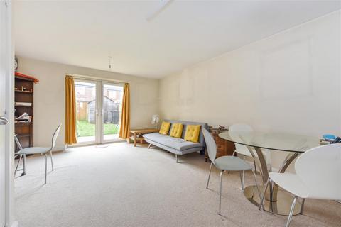 2 bedroom end of terrace house for sale, Hangar Drive, Tangmere, Chichester