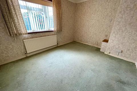 20 Chough Crescent, St Austell, PL25 3AY