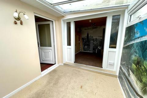 20 Chough Crescent, St Austell, PL25 3AY