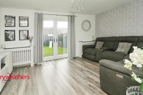 3 bedroom semi-detached house for sale, Newland Gardens, Thurnscoe, Rotherham