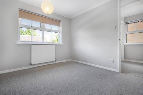 4 Oliver Road, Ascot, SL5 9DZ