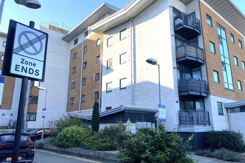 1 bedroom flat for sale, Lowestoft Mews, Galleons Lock, London