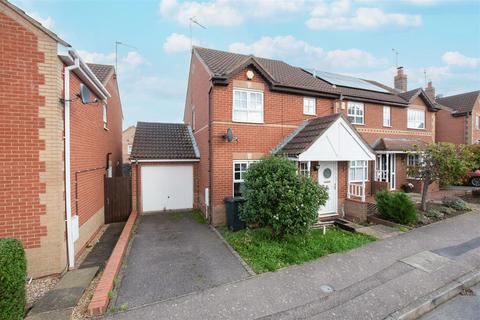 3 bedroom detached house for sale, Cotswold Drive, Wellingborough