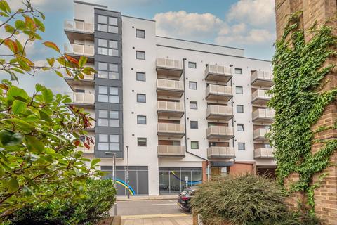 1 bedroom flat for sale, Stanley Road, Wimbledon, London, SW19