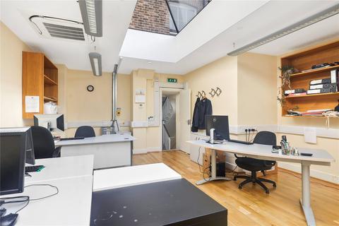 Office to rent, John Street, WC1N