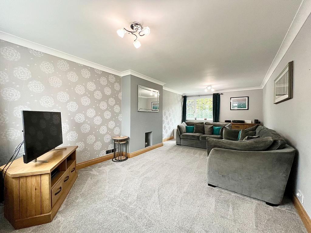 Hall Close, Boston Spa, Wetherby... 4 bed semidetached house for sale