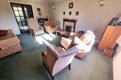 3 bedroom detached bungalow for sale, El Alamein Way, Bradwell