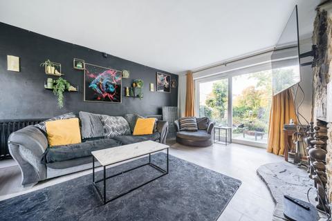 5 bedroom detached house for sale, Lower Road, Faversham, ME13