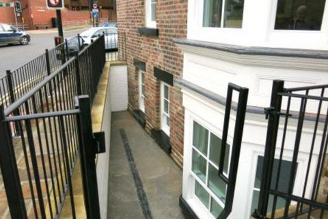 4 bedroom terraced house to rent, 1 Alexandria Crescent, Viaduct, Durham City