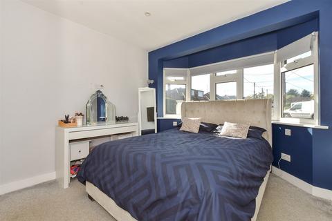 11 Carruthers Drive, Wickford, SS11 7EY