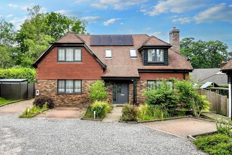 undefined, Chequer Close, Ifold, Loxwood, RH14 0FZ