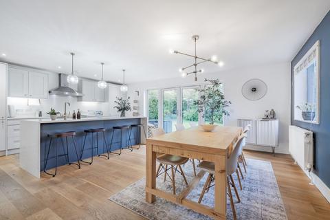 4 bedroom detached house for sale, Chequer Close, Ifold, Loxwood, RH14 0FZ