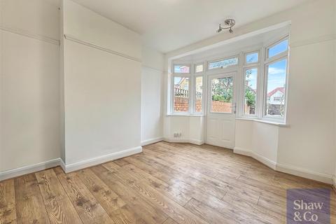 3 bedroom end of terrace house for sale, Priory Road, Hounslow TW3