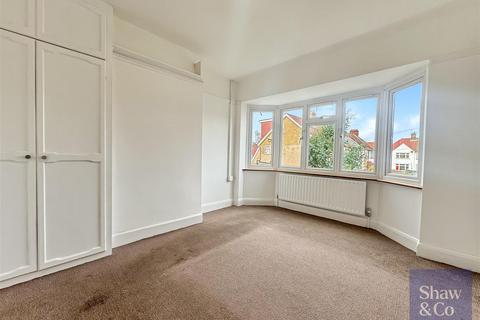 14 Priory Road, Hounslow, TW3 2RA