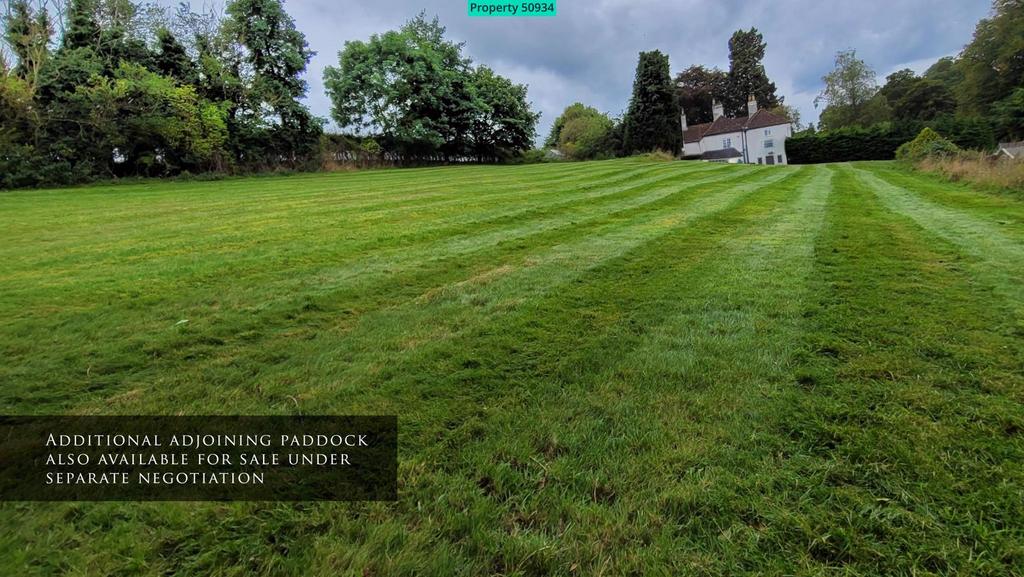 Additional adjoining paddock