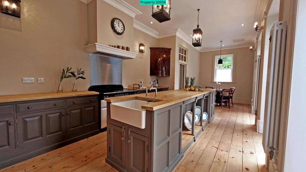 Hand painted bespoke kitchen